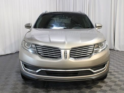 Used 2018 Lincoln MKX Reserve w/ Lincoln MKX Climate Package image 32