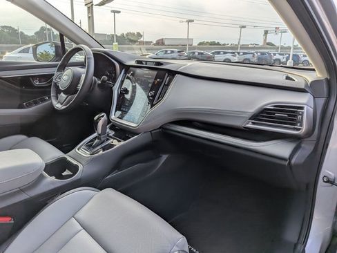Used 2025 Subaru Outback Limited w/ Popular Package #2 AWD/4WD image 21