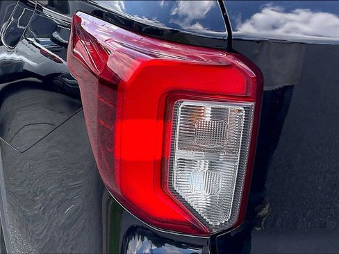 Used 2021 Ford Explorer ST w/ Equipment Group 401A AWD/4WD image 30
