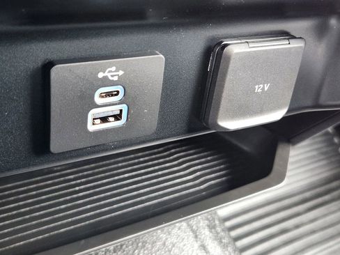 Used 2024 Ford F250 XL w/ Snow Plow Prep Package image 28