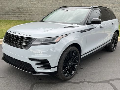 Used 2025 Land Rover Range Rover Velar Dynamic SE AWD/4WD image 1