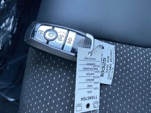 New 2025 Ford Bronco Raptor image 38