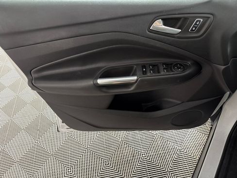 Used 2014 Ford Escape SE image 10