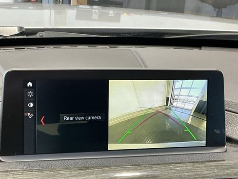 Used 2018 BMW 330i xDrive Sedan image 7