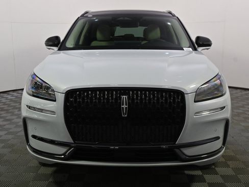 New 2026 Lincoln Corsair Premiere image 10