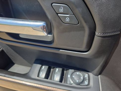 Used 2019 Chevrolet Silverado 1500 RST w/ All-Star Edition AWD/4WD image 28