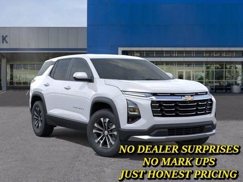New 2026 Chevrolet Equinox LT w/ Safety and Technology Package FWD image 7