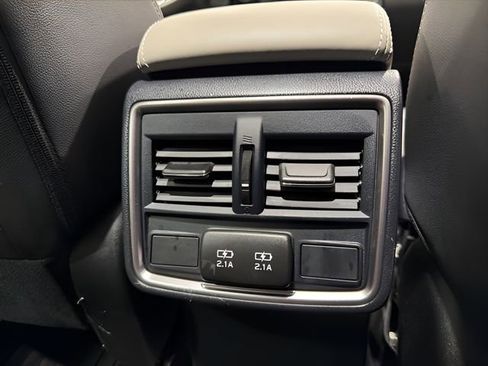 Certified 2022 Subaru Forester Limited w/ Popular Package #2 image 36