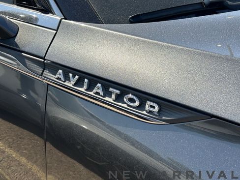 Used 2020 Lincoln Aviator Reserve w/ Equipment Group 202A AWD/4WD image 6