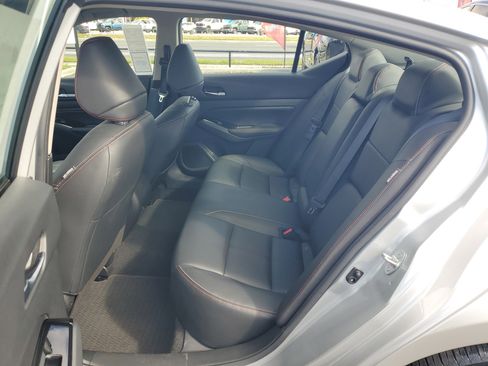 Certified 2023 Nissan Altima 2.5 SR w/ SR Premium Package image 14