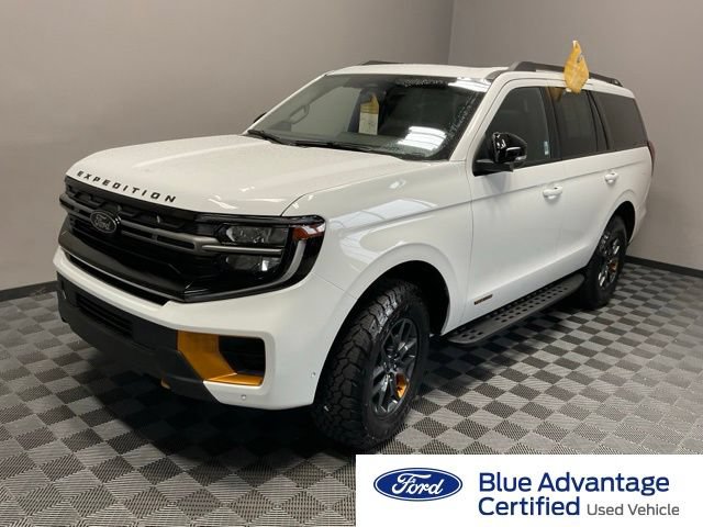 Used 2025 Ford Expedition Tremor AWD/4WD image 1