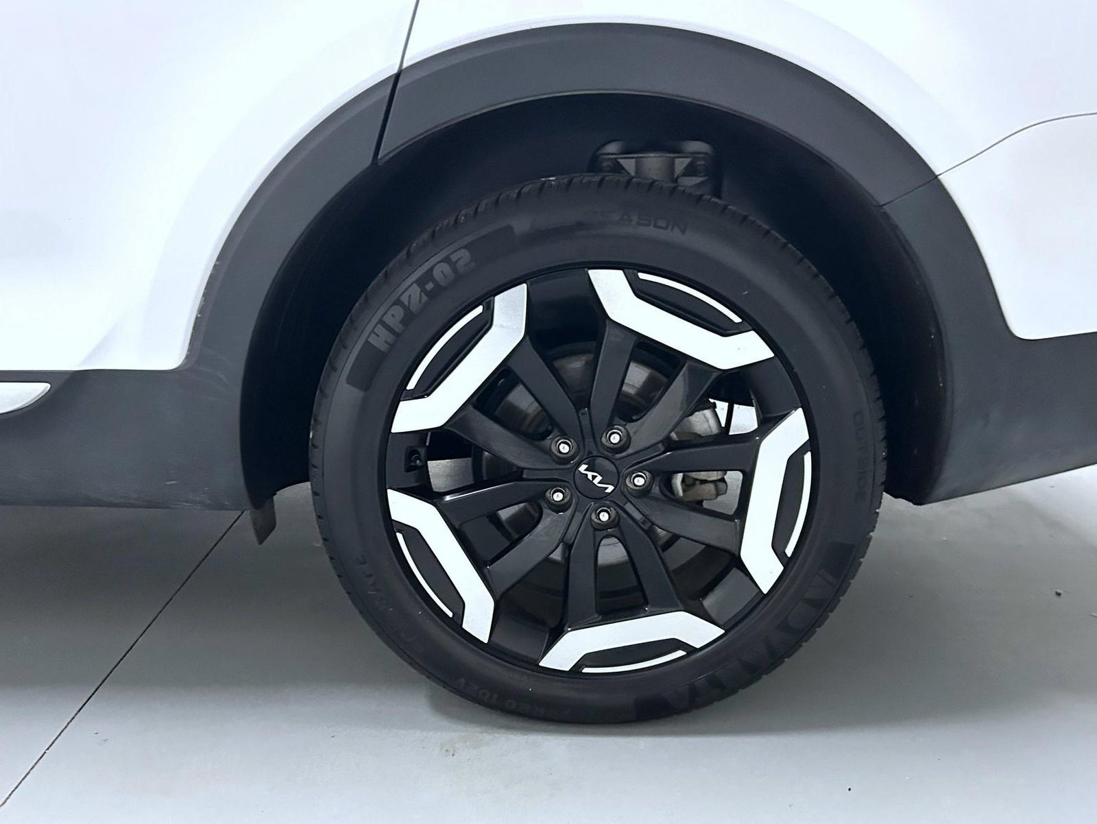 Used 2025 Kia Telluride S AWD/4WD image 23