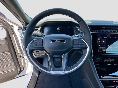 New 2026 Jeep Grand Cherokee L Laredo AWD/4WD image 7