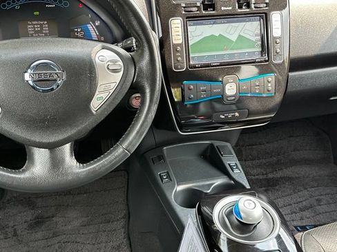 Used 2016 Nissan Leaf SL w/ Premium Package FWD image 30