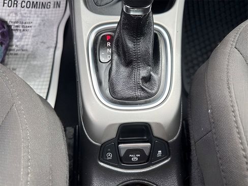 Used 2020 Jeep Compass Sport image 21