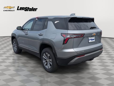 New 2026 Chevrolet Equinox LT image 2