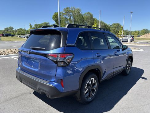 New 2026 Subaru Forester Premium AWD/4WD image 7