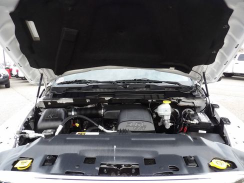 Used 2021 RAM 1500 Tradesman w/ Chrome Appearance Group image 31