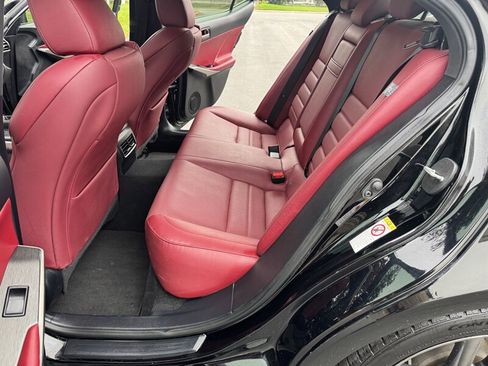 Used 2019 Lexus IS 300 F Sport image 32