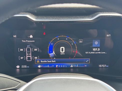 Used 2024 Chevrolet Colorado LT w/ LT Convenience Package RWD image 18