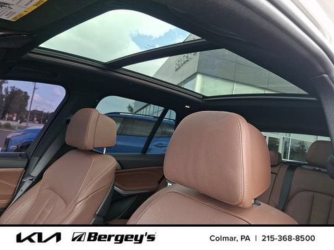 Used 2021 BMW X5 xDrive40i w/ Convenience Package AWD/4WD image 17