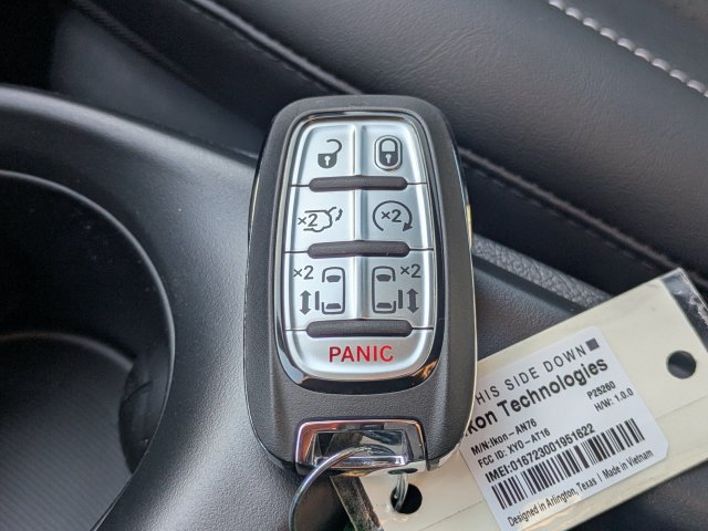 New 2026 Chrysler Pacifica Select FWD image 37
