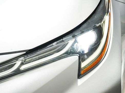 Used 2021 Toyota Corolla XSE w/ Carpet Mat Package (TMS) FWD image 7