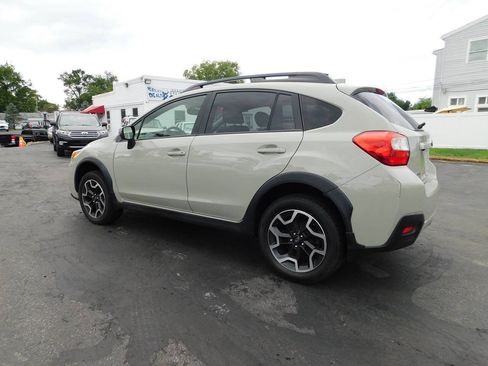 Used 2017 Subaru Crosstrek 2.0i Limited AWD/4WD image 6