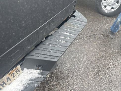 Used 2011 Ford F350 Lariat w/ Lariat Interior Pkg image 25