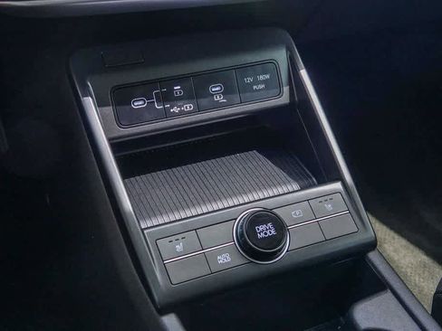 Used 2024 Hyundai Kona SEL FWD image 22