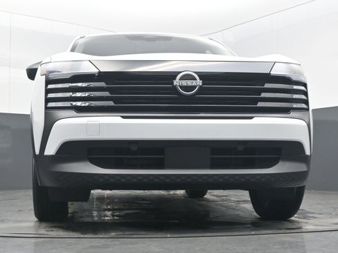 Certified 2025 Nissan Kicks S image 21