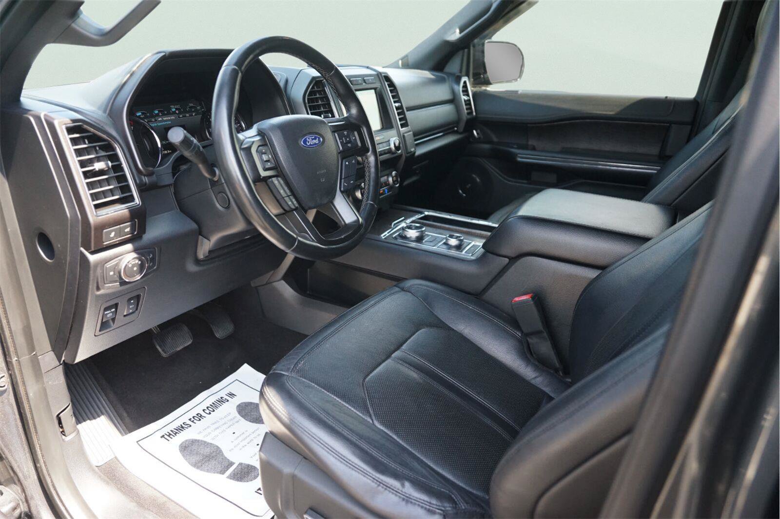 Used 2019 Ford Expedition Max Limited w/ Equipment Group 301A AWD/4WD image 8