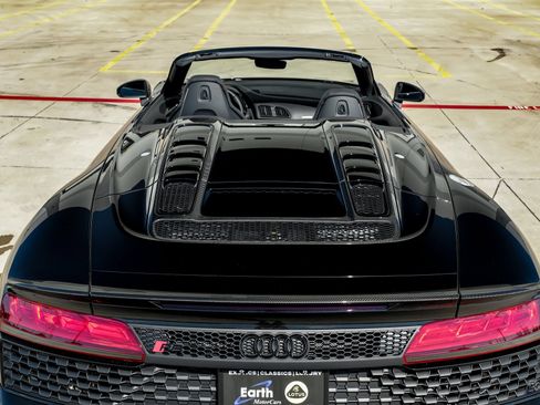 Used 2022 Audi R8 V10 performance AWD/4WD image 18