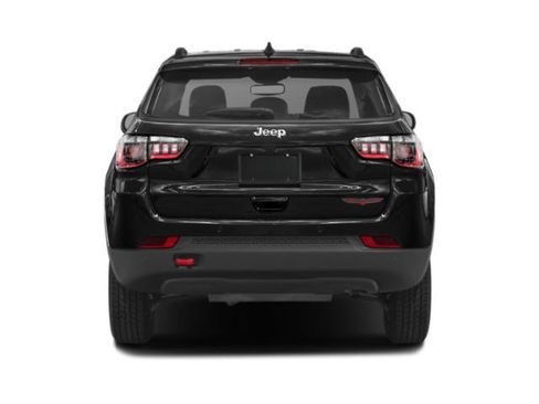 Certified 2022 Jeep Compass Trailhawk w/ Trailhawk Convenience Group AWD/4WD image 5