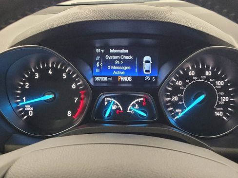 Used 2019 Ford Escape SE FWD image 23