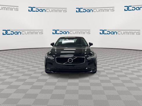 Used 2018 Volvo S90 T5 Momentum w/ Momentum Plus Package AWD/4WD image 3