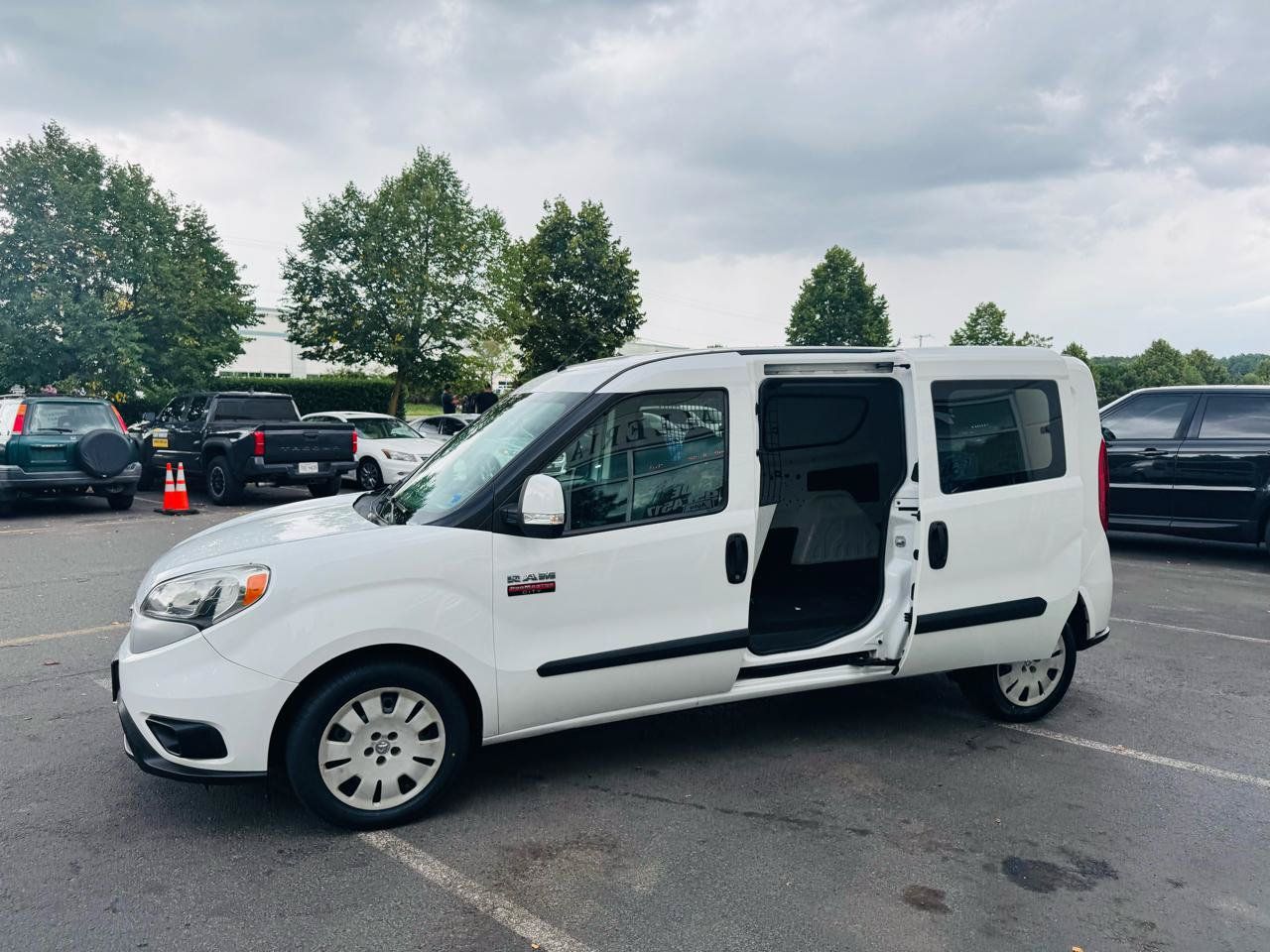 Used 2017 RAM ProMaster City Tradesman SLT w/ Rear Back-up Camera Group FWD image 14