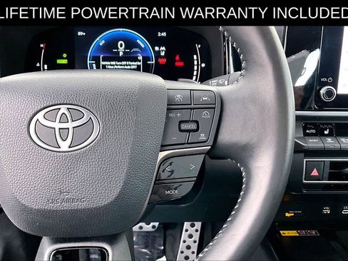 Used 2025 Toyota Camry SE w/ Convenience Package AWD/4WD image 27
