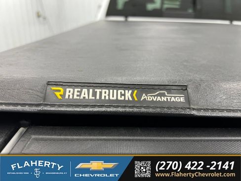 Used 2025 Chevrolet Silverado 2500 LT AWD/4WD image 24