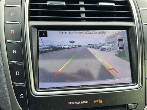 Used 2019 Lincoln Nautilus Reserve FWD image 20