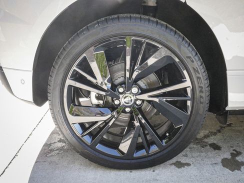 Used 2024 Jaguar I-PACE R-Dynamic HSE AWD/4WD image 13