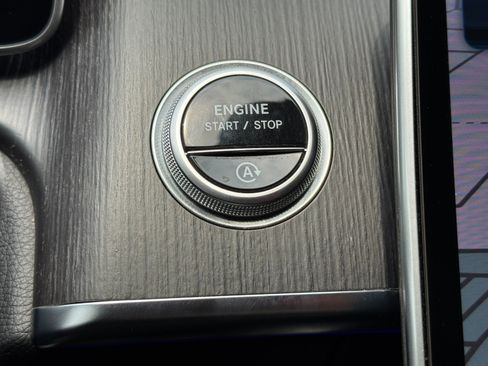 Used 2021 Mercedes-Benz S 580 4MATIC Sedan w/ AMG Line image 25