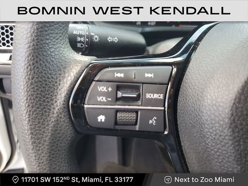 Used 2023 Honda Civic LX image 28