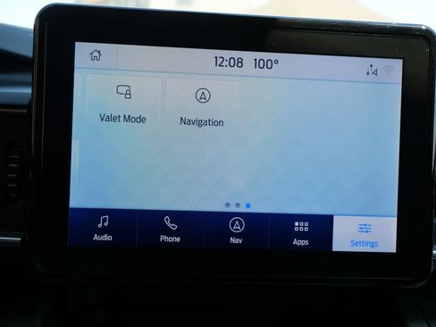 Used 2021 Ford Explorer XLT w/ Equipment Group 202A AWD/4WD image 36