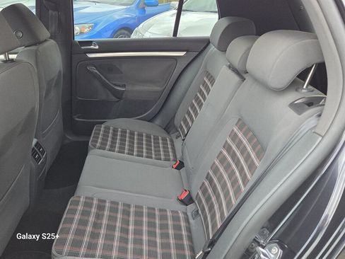 Used 2009 Volkswagen GTI 4-Door FWD image 12