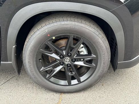 Used 2026 Toyota Grand Highlander AWD image 7