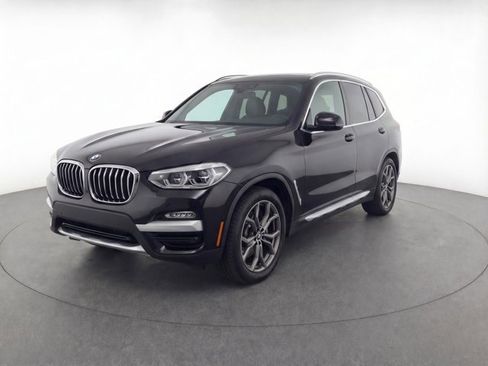 Used 2021 BMW X3 sDrive30i w/ Premium Package image 2