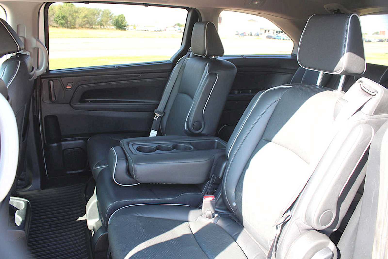 Used 2022 Honda Odyssey Elite image 33