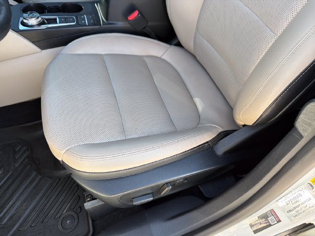Used 2021 Ford Escape Titanium AWD/4WD image 21