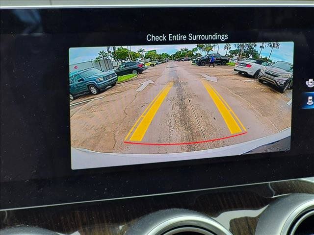 Used 2020 Mercedes-Benz GLC 300 image 21